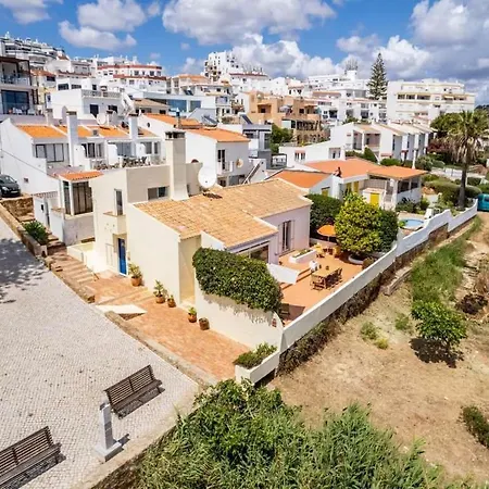 Majestic Oceanfront Retreat - 4 Bedrooms - Fantastic Frontline Location - Direct Access To The Sea And - Da Villa Luz