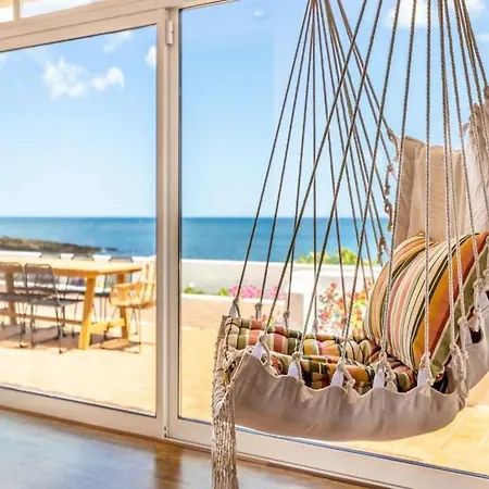Majestic Oceanfront Retreat - 4 Bedrooms - Fantastic Frontline Location - Direct Access To The Sea And - Da *