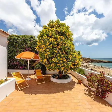 Majestic Oceanfront Retreat - 4 Bedrooms - Fantastic Frontline Location - Direct Access To The Sea And - Da * Luz