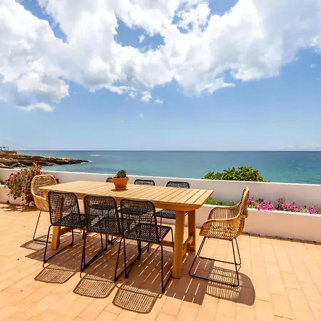 Majestic Oceanfront Retreat 4 Bedrooms Fantastic Frontline Location Direct Access To The Sea And Da * Praia Da Luz