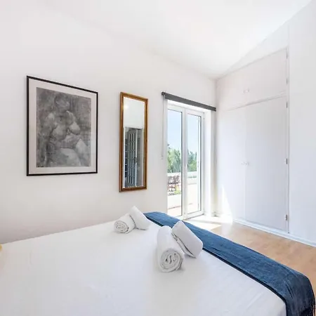 Βίλα Majestic Oceanfront Retreat 4 Bedrooms Fantastic Frontline Location Direct Access To The Sea And Da