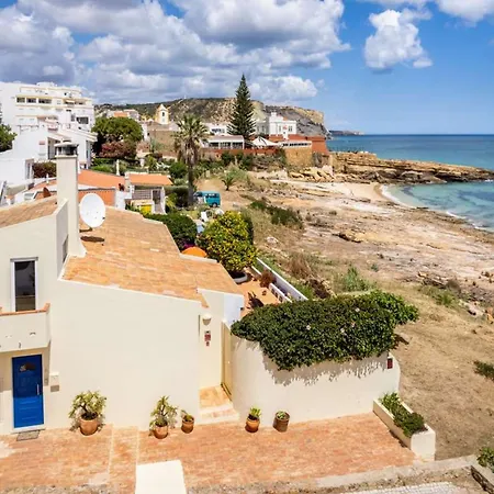 Majestic Oceanfront Retreat 4 Bedrooms Fantastic Frontline Location Direct Access To The Sea And Da Villa Praia Da Luz
